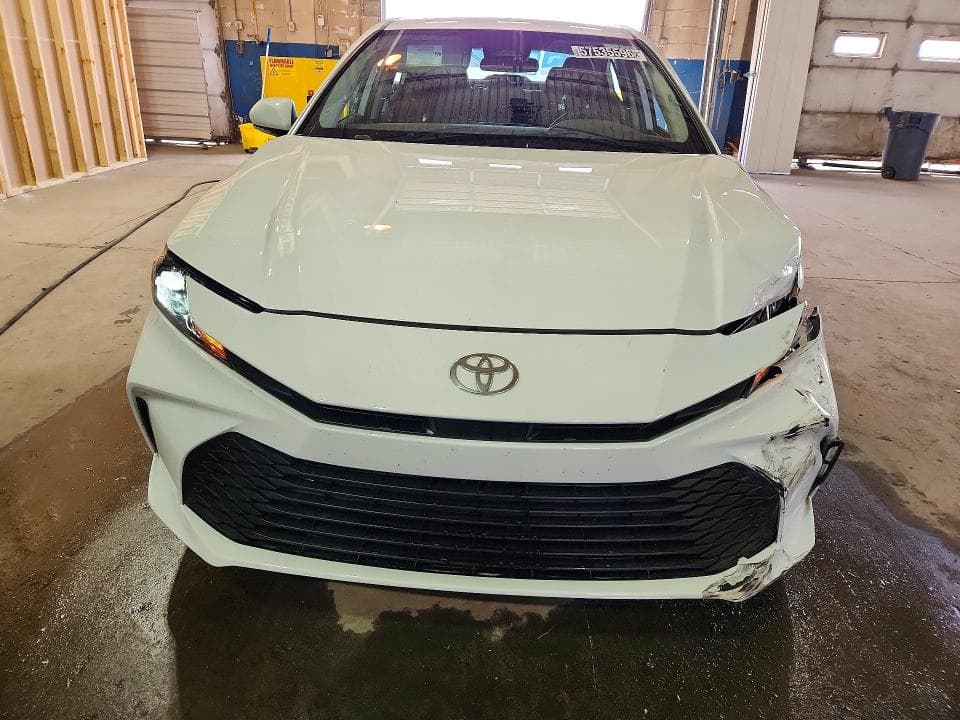 2026 TOYOTA CAMRY LE 5