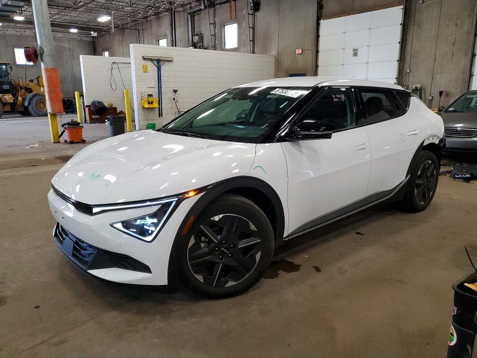 2025 KIA EV6 LIGHT LONG RANGE LIGHT LONG RANGE - 1