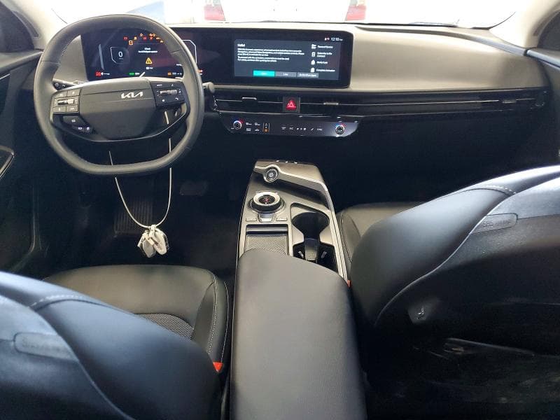 2025 KIA EV6 LIGHT LONG RANGE LIGHT LONG RANGE 8