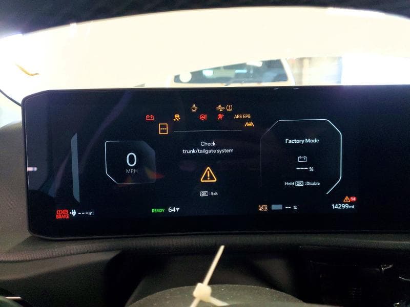 2025 KIA EV6 LIGHT LONG RANGE LIGHT LONG RANGE 9