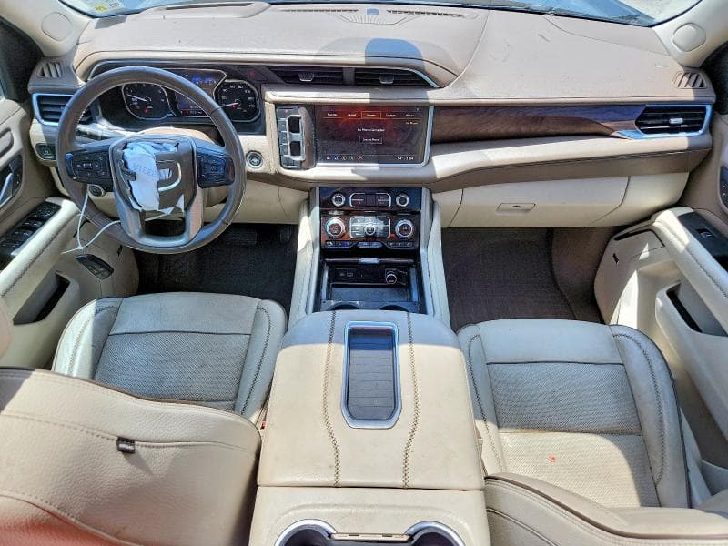 2021 GMC YUKON DENALI 8