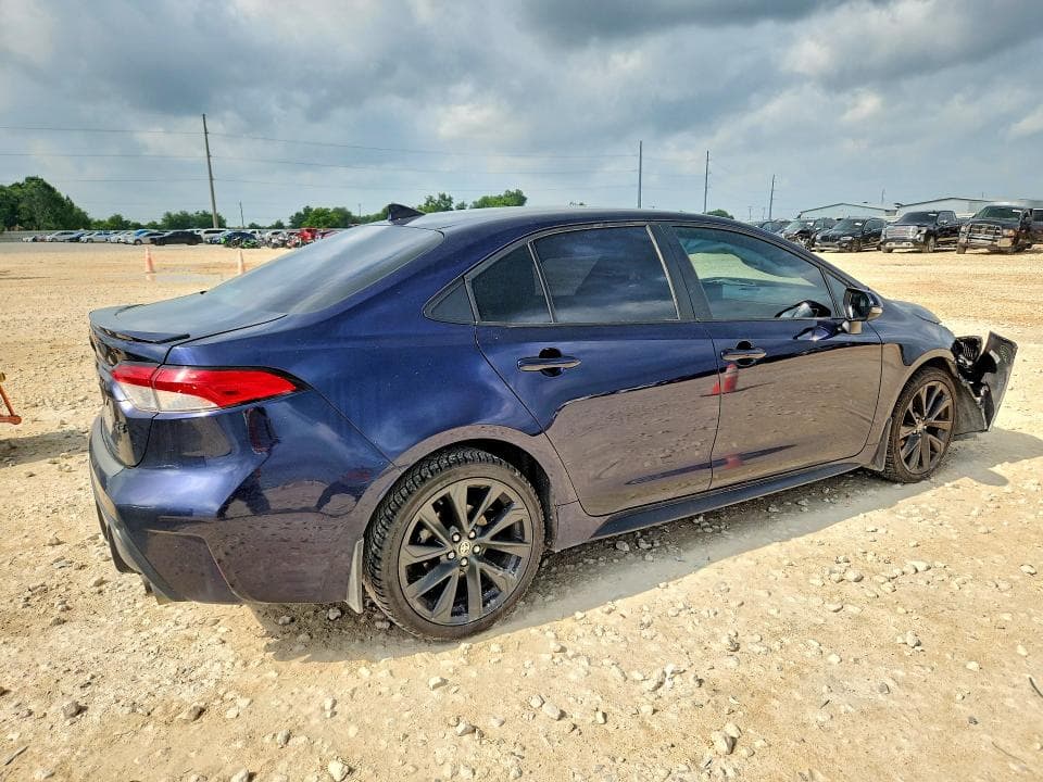 2024 TOYOTA COROLLA SE SE 3