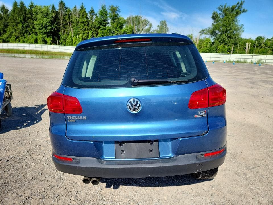 2017 VOLKSWAGEN TIGUAN S 6