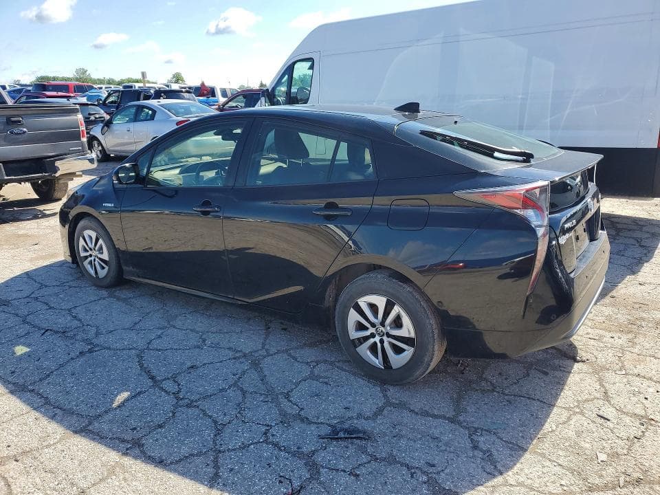 2018 TOYOTA PRIUS THREE 2