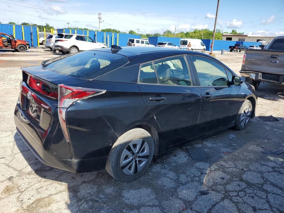 2018 TOYOTA PRIUS THREE 3