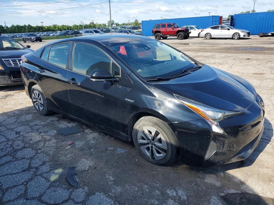 2018 TOYOTA PRIUS THREE 4