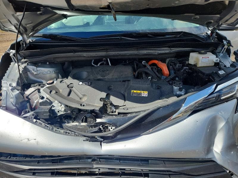 2023 TOYOTA SIENNA XLE XLE 12