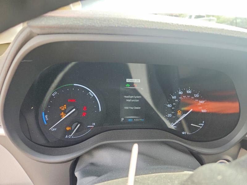2023 TOYOTA SIENNA XLE XLE 9