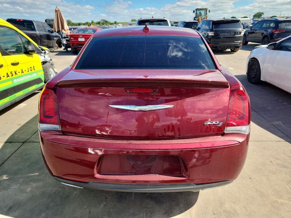 2018 CHRYSLER 300 S 6