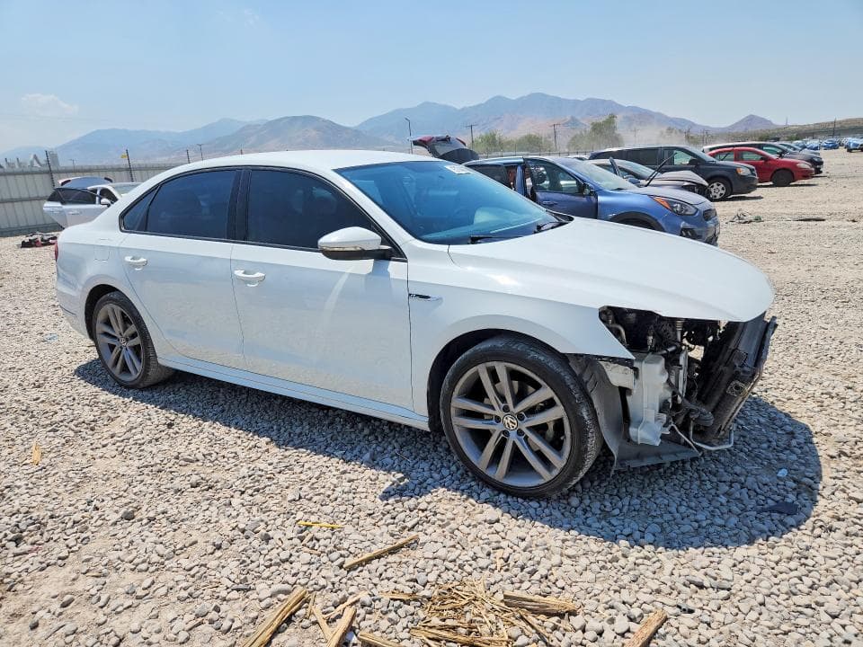 2018 VOLKSWAGEN PASSAT S 4