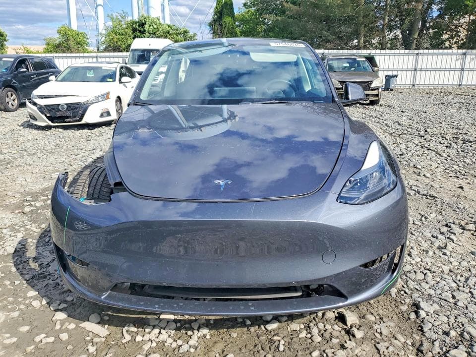 2023 TESLA MODEL Y 5
