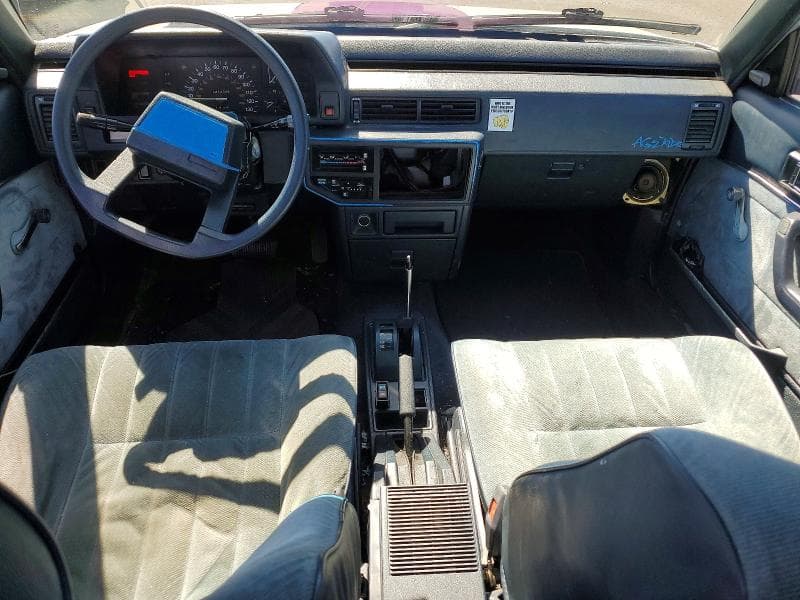 1986 TOYOTA CAMRY DLX DLX 8