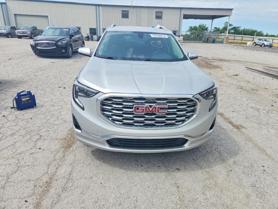 2019 GMC TERRAIN DENALI 5