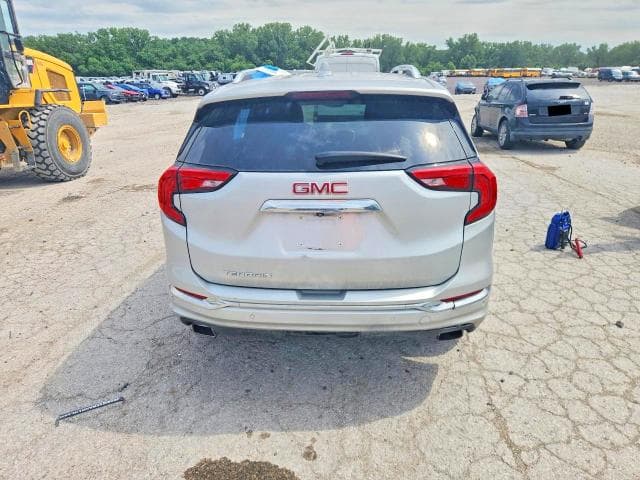2019 GMC TERRAIN DENALI 6