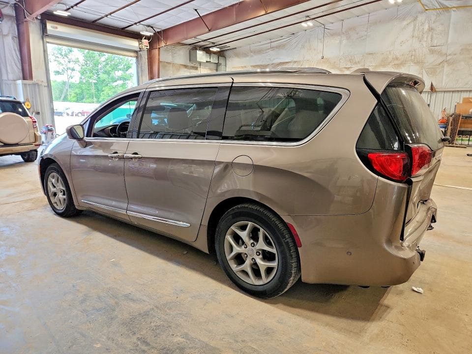 2017 CHRYSLER PACIFICA TOURING L PLUS 2