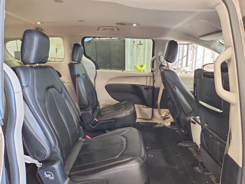 2017 CHRYSLER PACIFICA TOURING L PLUS 11