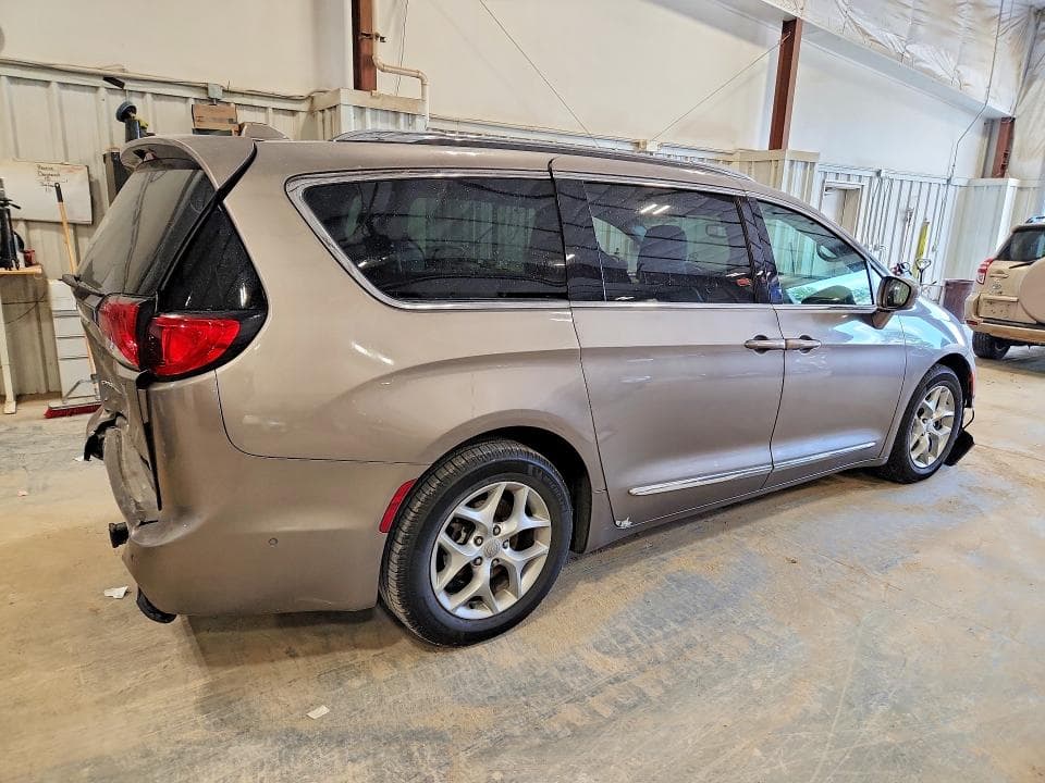 2017 CHRYSLER PACIFICA TOURING L PLUS 3