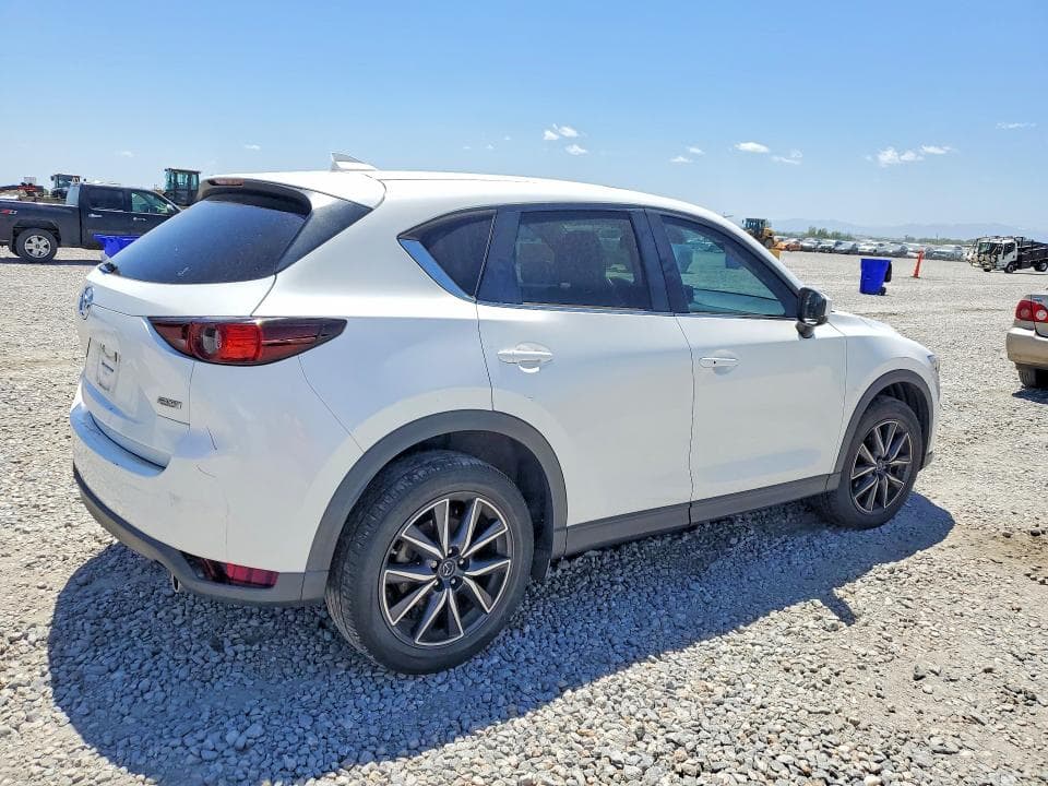 2018 MAZDA CX-5 TOURING 3