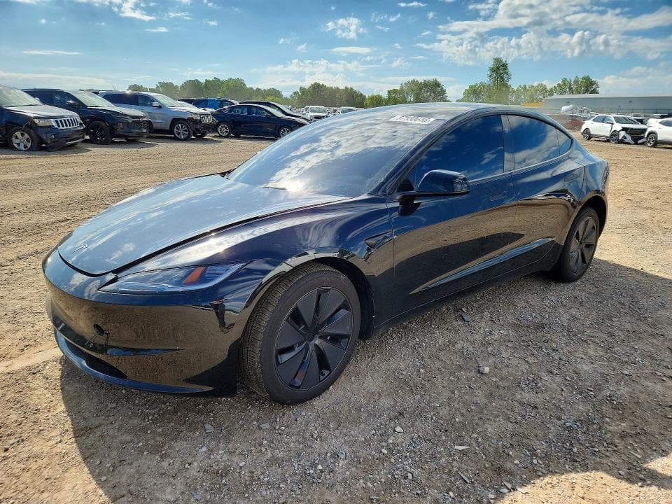2025 TESLA MODEL 3 - 1