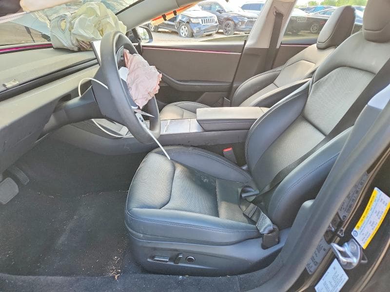 2025 TESLA MODEL 3 7