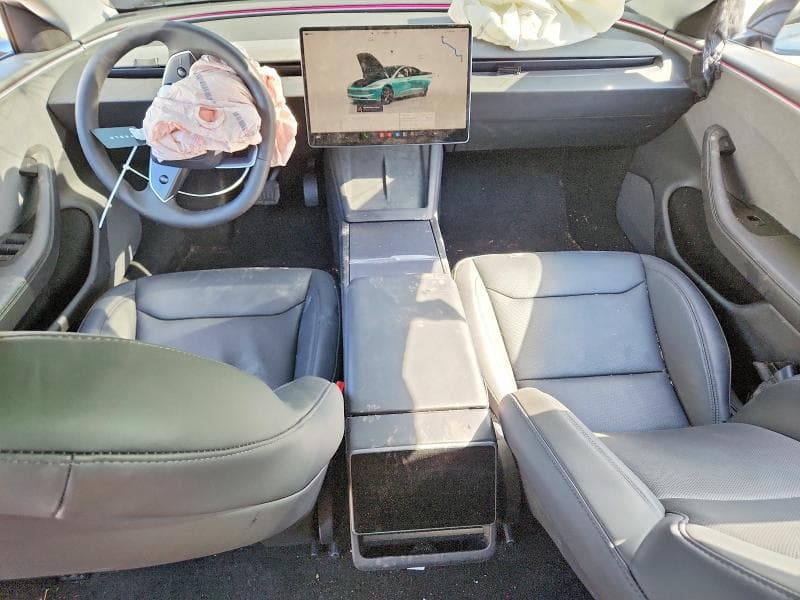 2025 TESLA MODEL 3 8