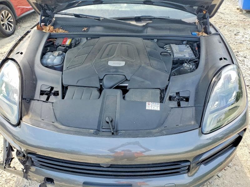 2020 PORSCHE CAYENNE 12