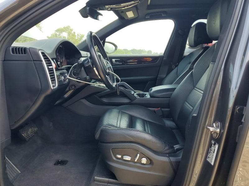 2020 PORSCHE CAYENNE 7