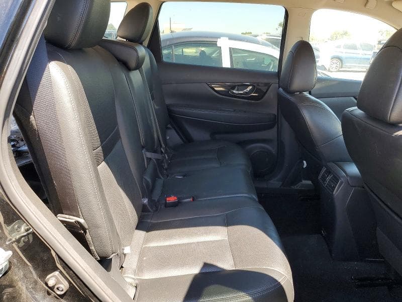 2020 NISSAN ROGUE S 11