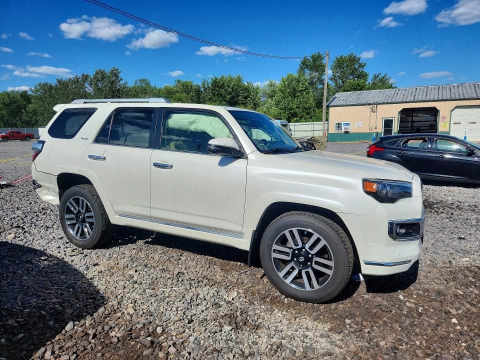 2017 TOYOTA 4RUNNER LIMITED LIMITED 4