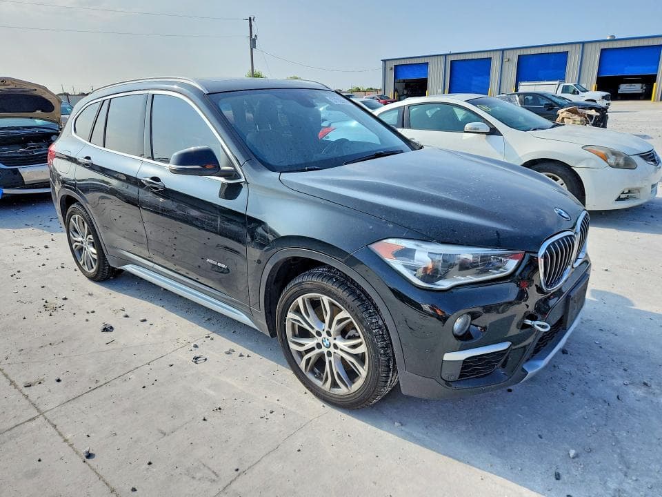 2017 BMW X1 XDRIVE28I 4