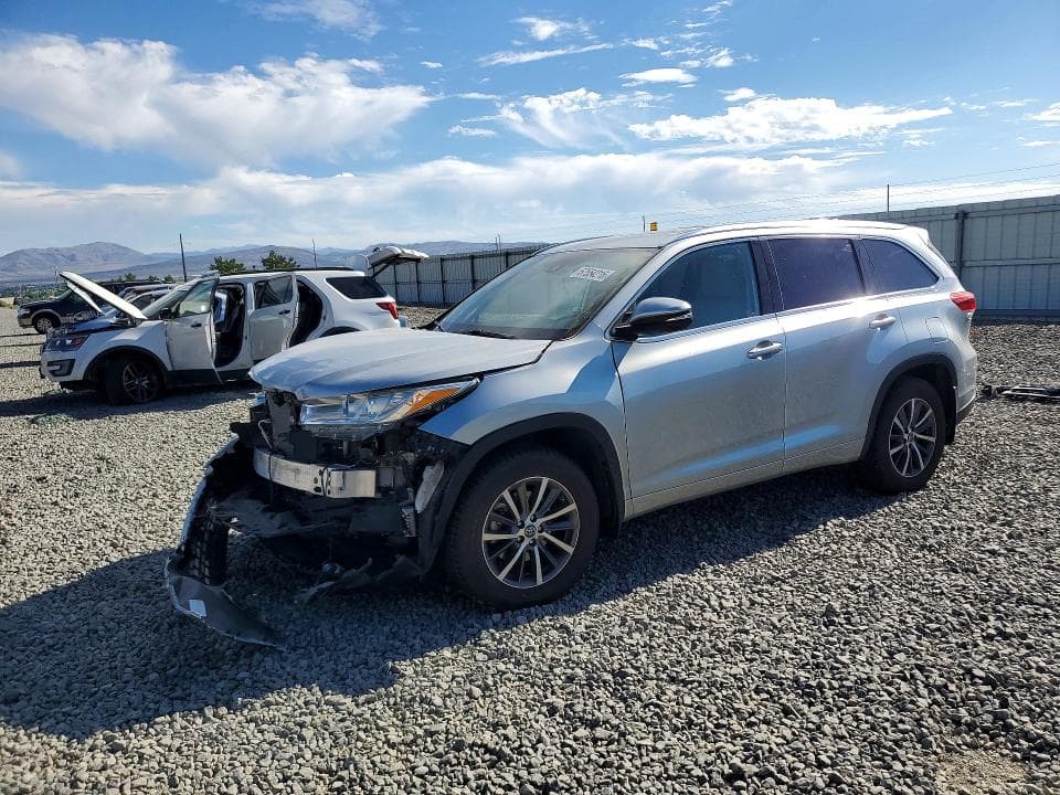 2018 TOYOTA HIGHLANDER XLE XLE - 1