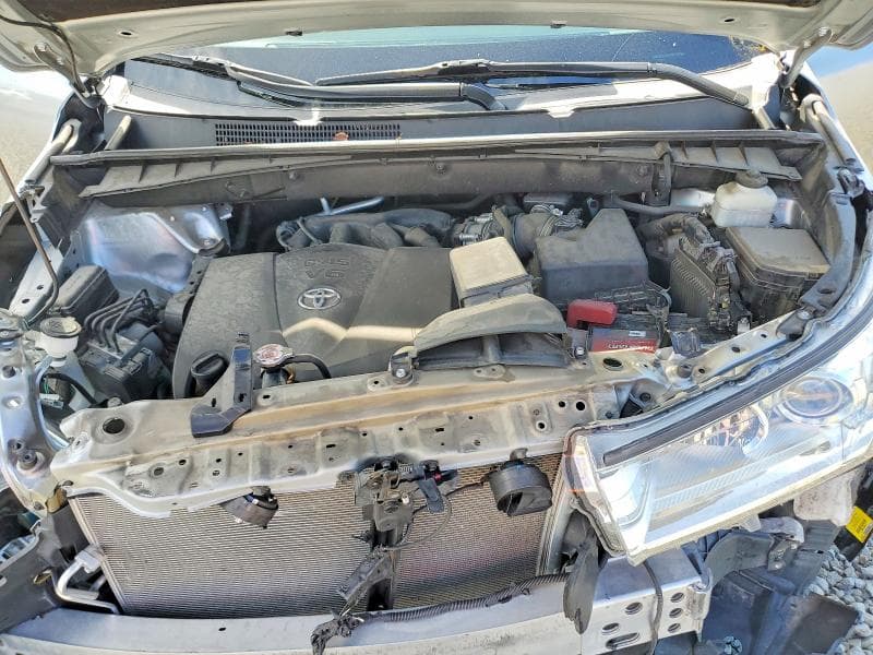 2018 TOYOTA HIGHLANDER XLE XLE 12