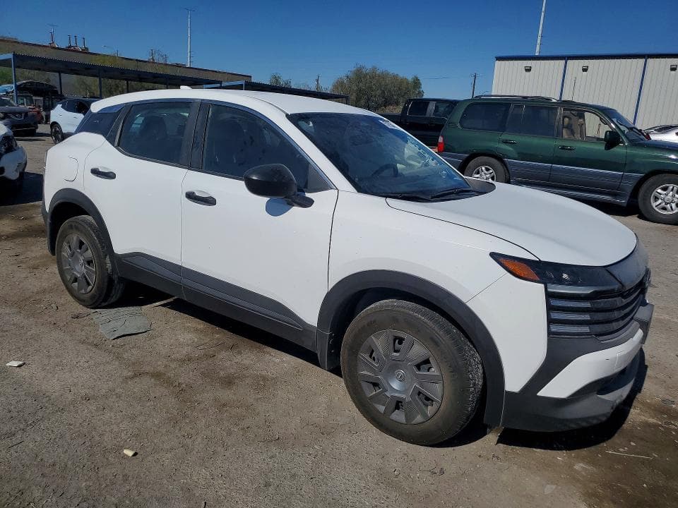 2025 NISSAN KICKS S S 4