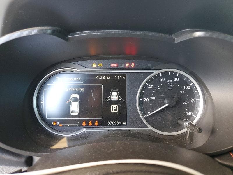2024 NISSAN VERSA SR 9