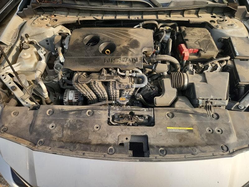 2019 NISSAN ALTIMA SR 11