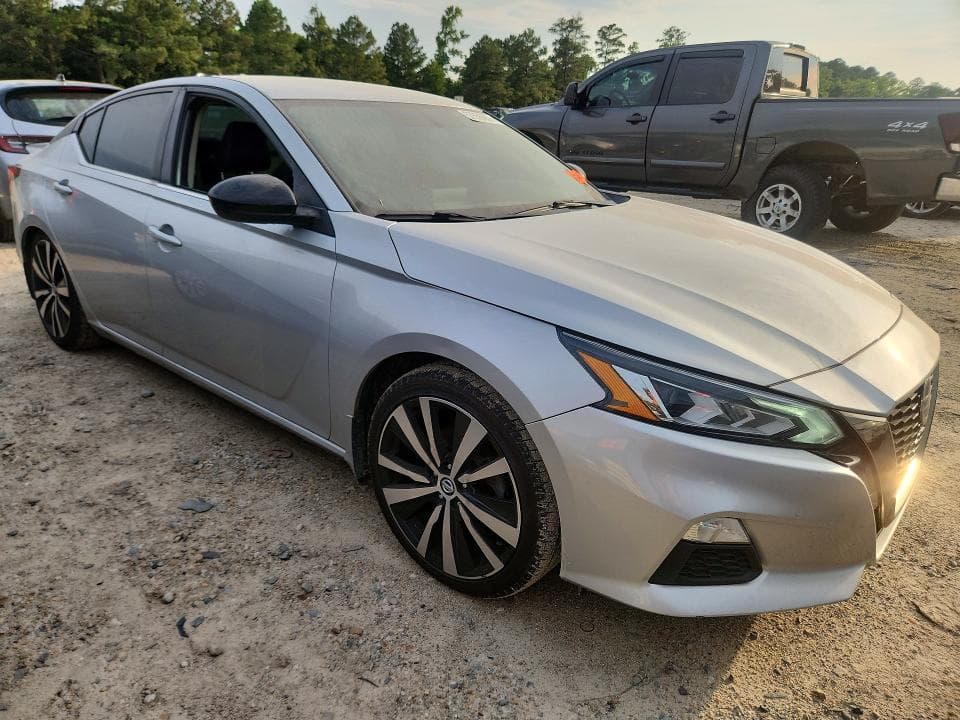 2019 NISSAN ALTIMA SR 4