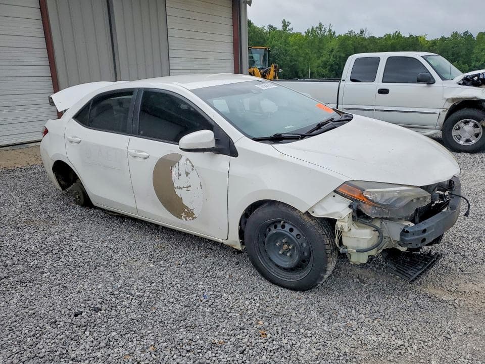 2017 TOYOTA COROLLA LE 4
