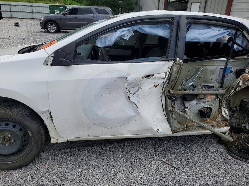 2017 TOYOTA COROLLA LE 7