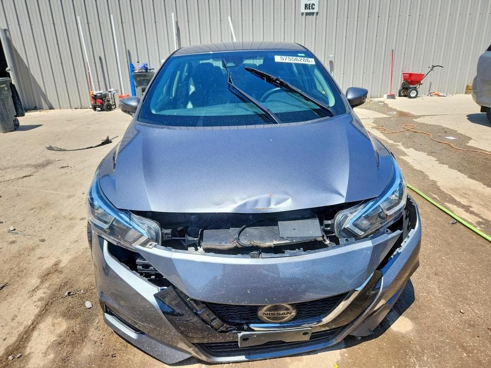 2020 NISSAN VERSA SV 5