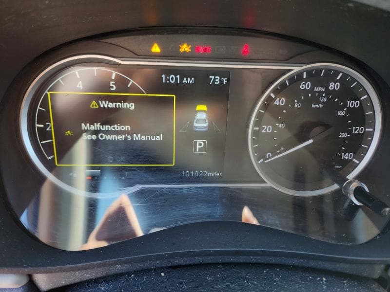 2020 NISSAN VERSA SV 9