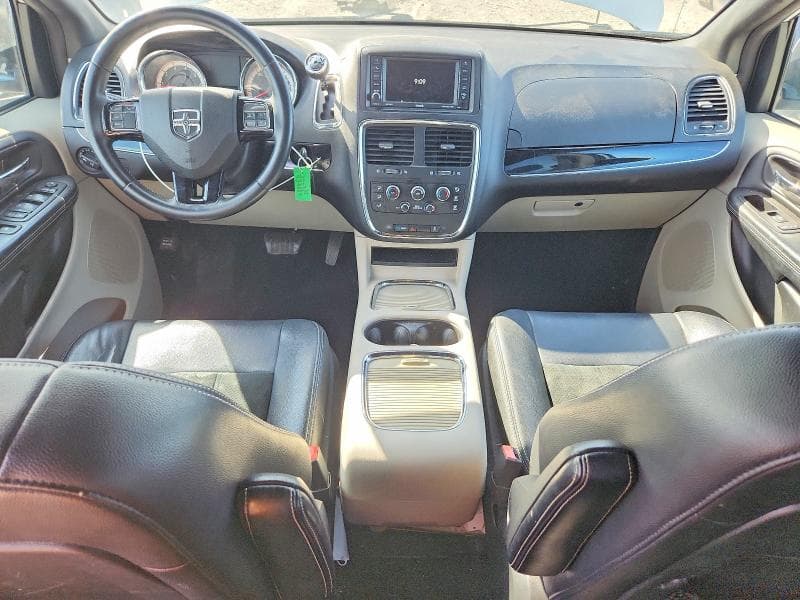 2017 DODGE GRAND CARAVAN SXT 8