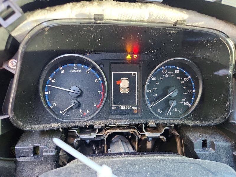 2018 TOYOTA RAV4 LE 9