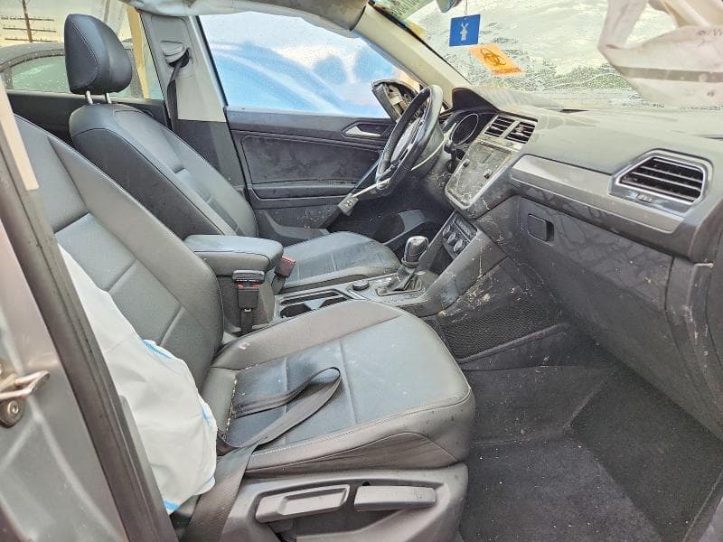 2019 VOLKSWAGEN TIGUAN SE SE 8