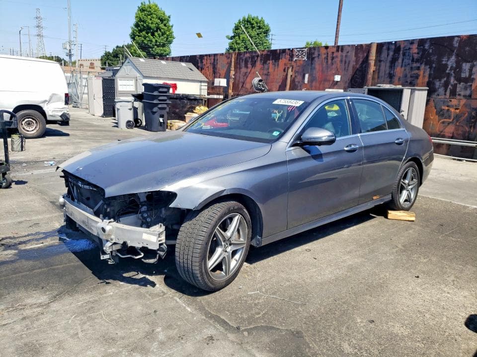 2019 MERCEDES-BENZ E 300