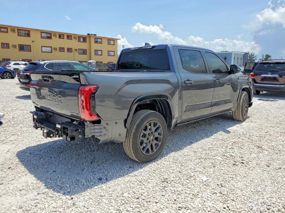 2025 TOYOTA TUNDRA PLATINUM HV 3