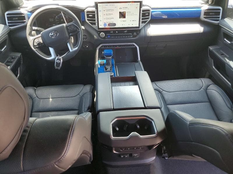 2025 TOYOTA TUNDRA PLATINUM HV 8