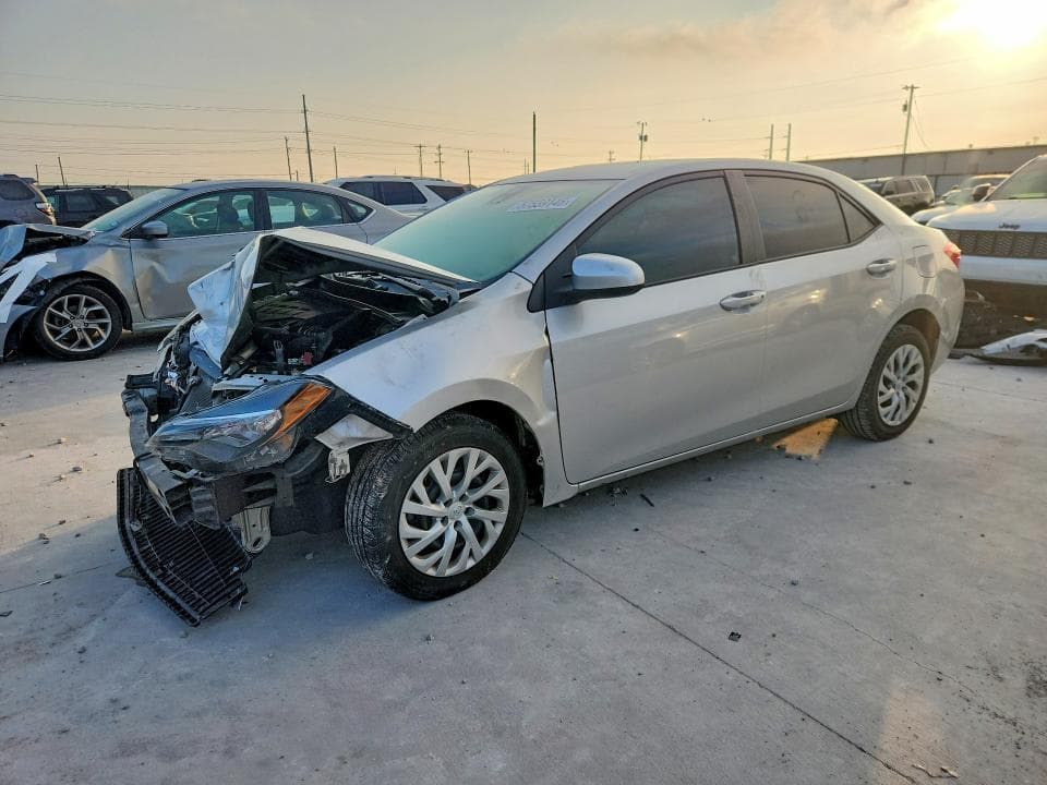 2017 TOYOTA COROLLA LE 1