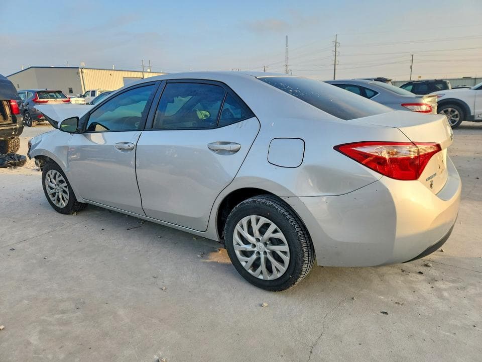 2017 TOYOTA COROLLA LE 2