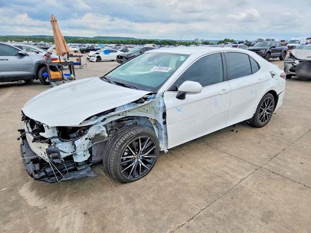 2022 TOYOTA CAMRY SE - 1