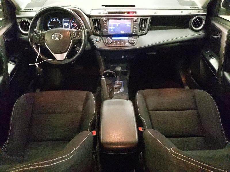 2017 TOYOTA RAV4 XLE XLE 8
